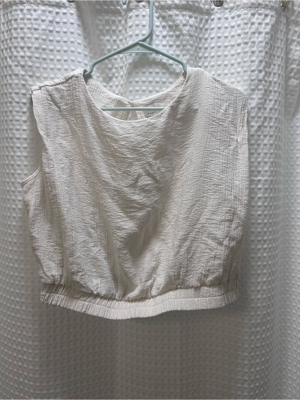 A New Day Cream Textured Sleeveless Cropped Top, Large